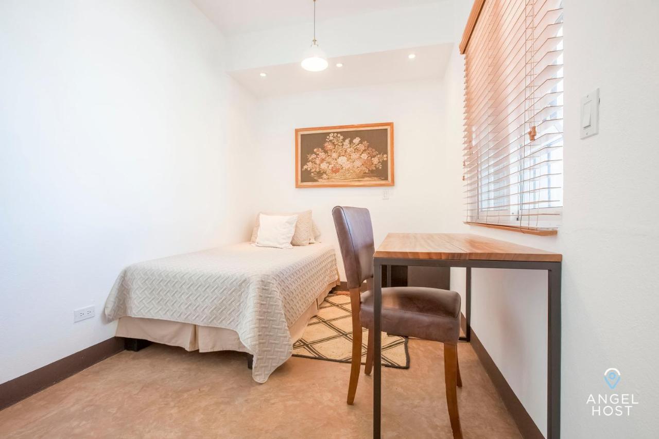 Studio Apartments In Downtown La Paz Walk To Seaside Malecon Exterior photo